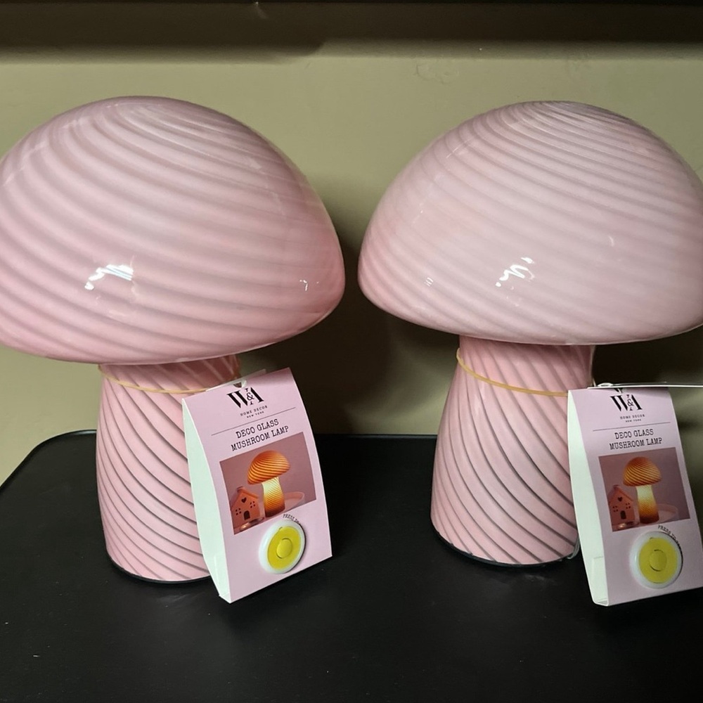 W&A Mushroom Lamp